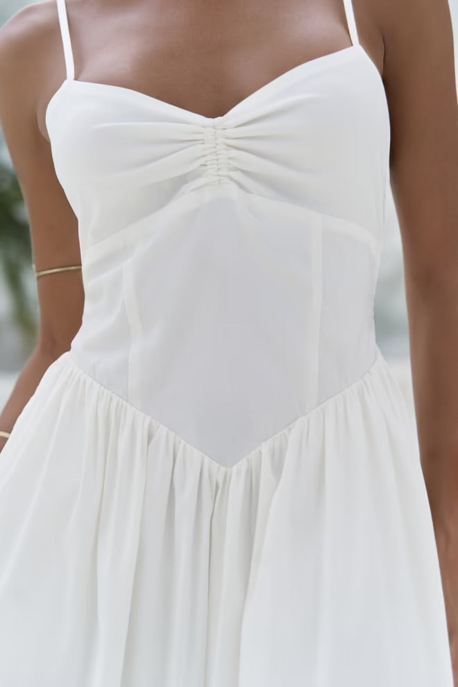 Sun Muse – Strappy Maxi Dress