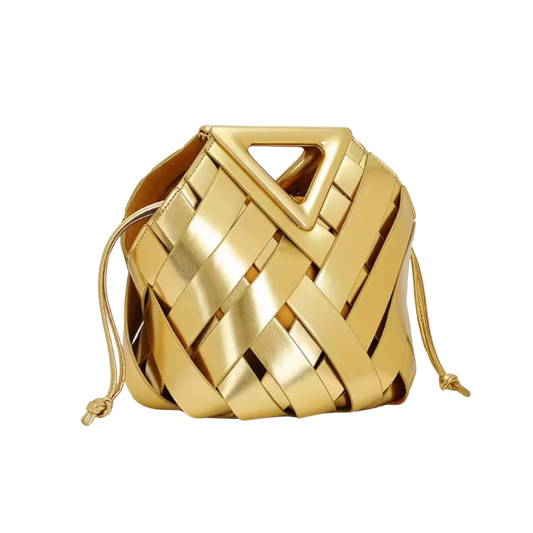 Braided Triangle – Chic Commuter Edition